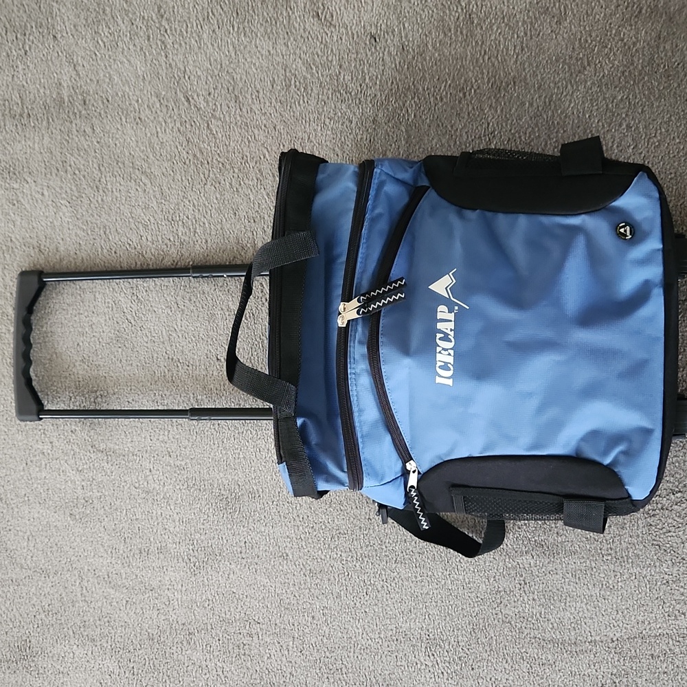Collapsible Rolling Ice Chest